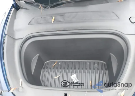 2020 Tesla Model Y Long Range Dual Motor All-Wheel Drive from USA, damaged, VIN 5YJYGDEE1LF015607